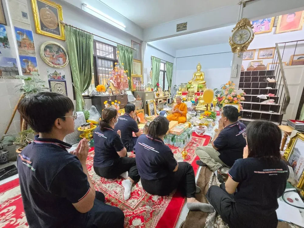 กิจกรรมถวายเทียนพรรษาเนื่องในวันเข้าพรรษา 2568