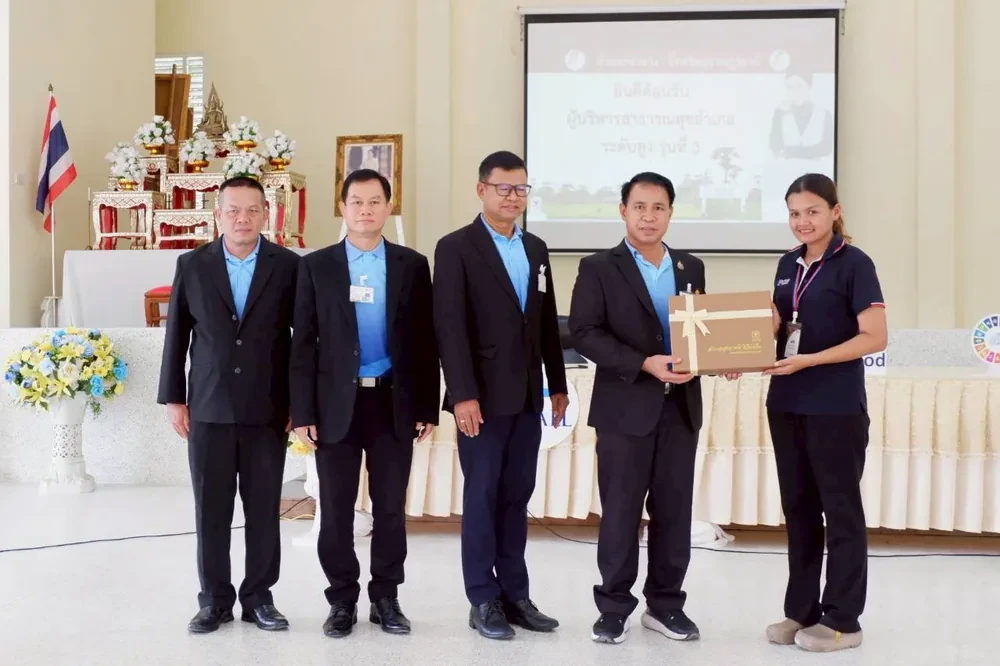 ร่วมออกบูธ งานชมรม TO BE No.1 อ.ท่าฉาง
